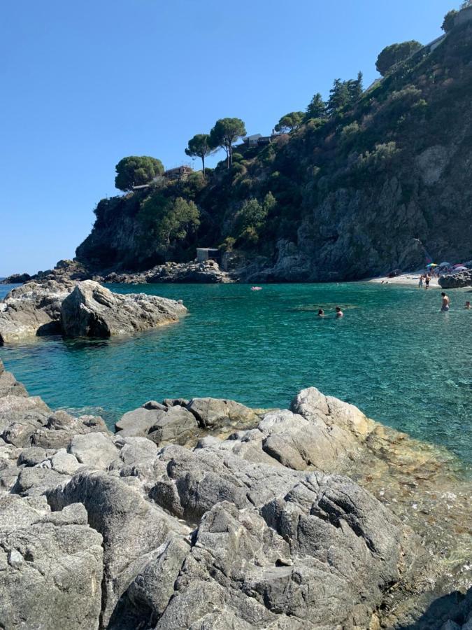 Appartamento Affaccio Sul Mare, Baia Di โคปาเนลโล ภายนอก รูปภาพ