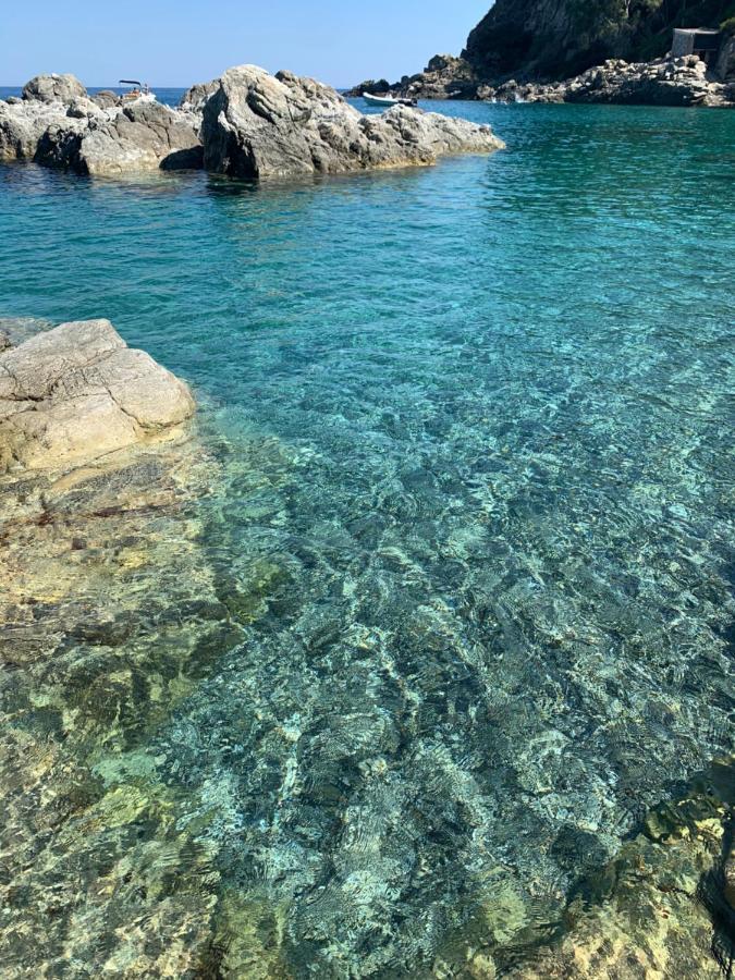 Appartamento Affaccio Sul Mare, Baia Di โคปาเนลโล ภายนอก รูปภาพ